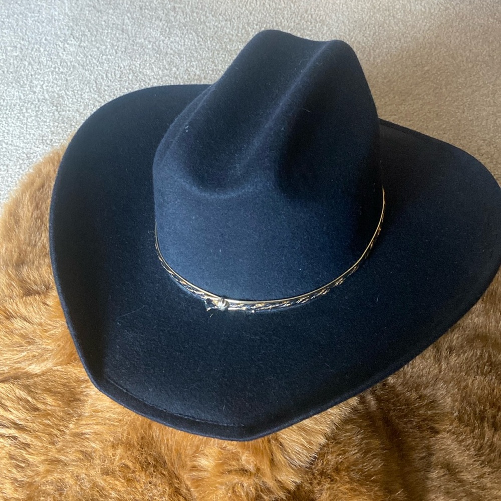 Lone Star Cowboy Pride Black Felt Hat. Fits Small to Medium Head